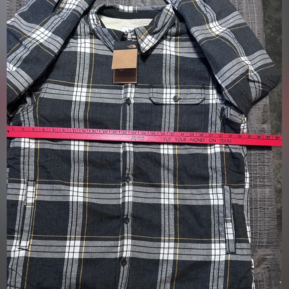The North Face Men's Plaid Shirt in Black, Gray, and Yellow - Picture 10 of 11